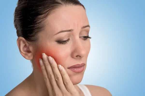 Woman with toothache